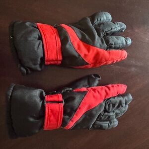 Black and Red Winter ski Gloves